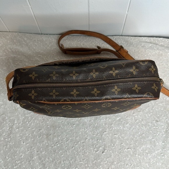 Louis Vuitton Trocadero 30 Monogram print Purse Crossbody Bag Handbag VINTAGE - Picture 5 of 17